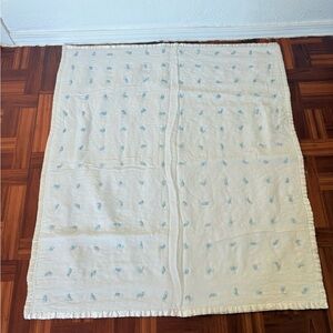 Vintage Cream baby Blanket with Blue bows/ blue blanket with cream bows